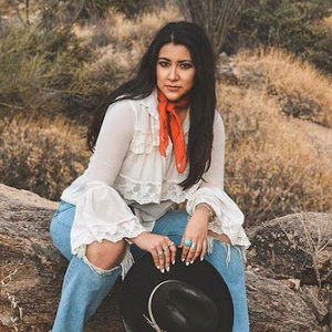 Meet your Posher, Cassie